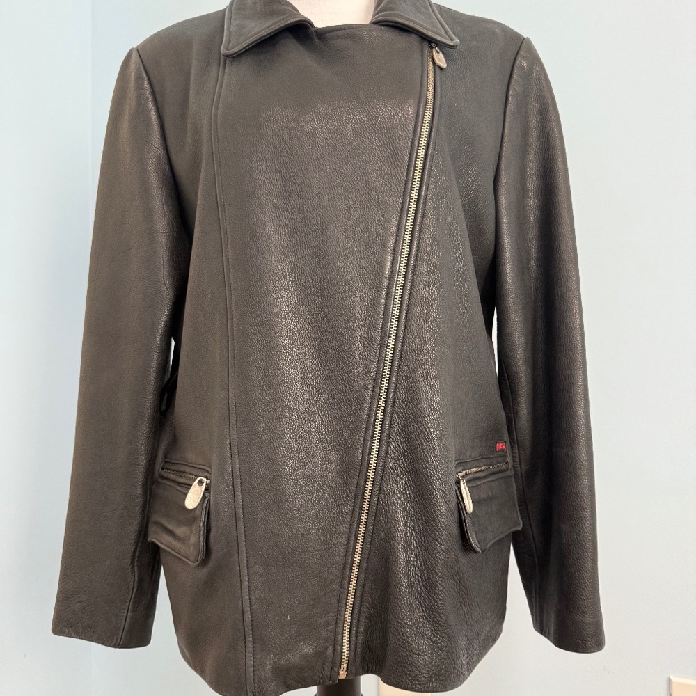 GUESS Vintage Women’s Black Leather Jacket Size‎ XL